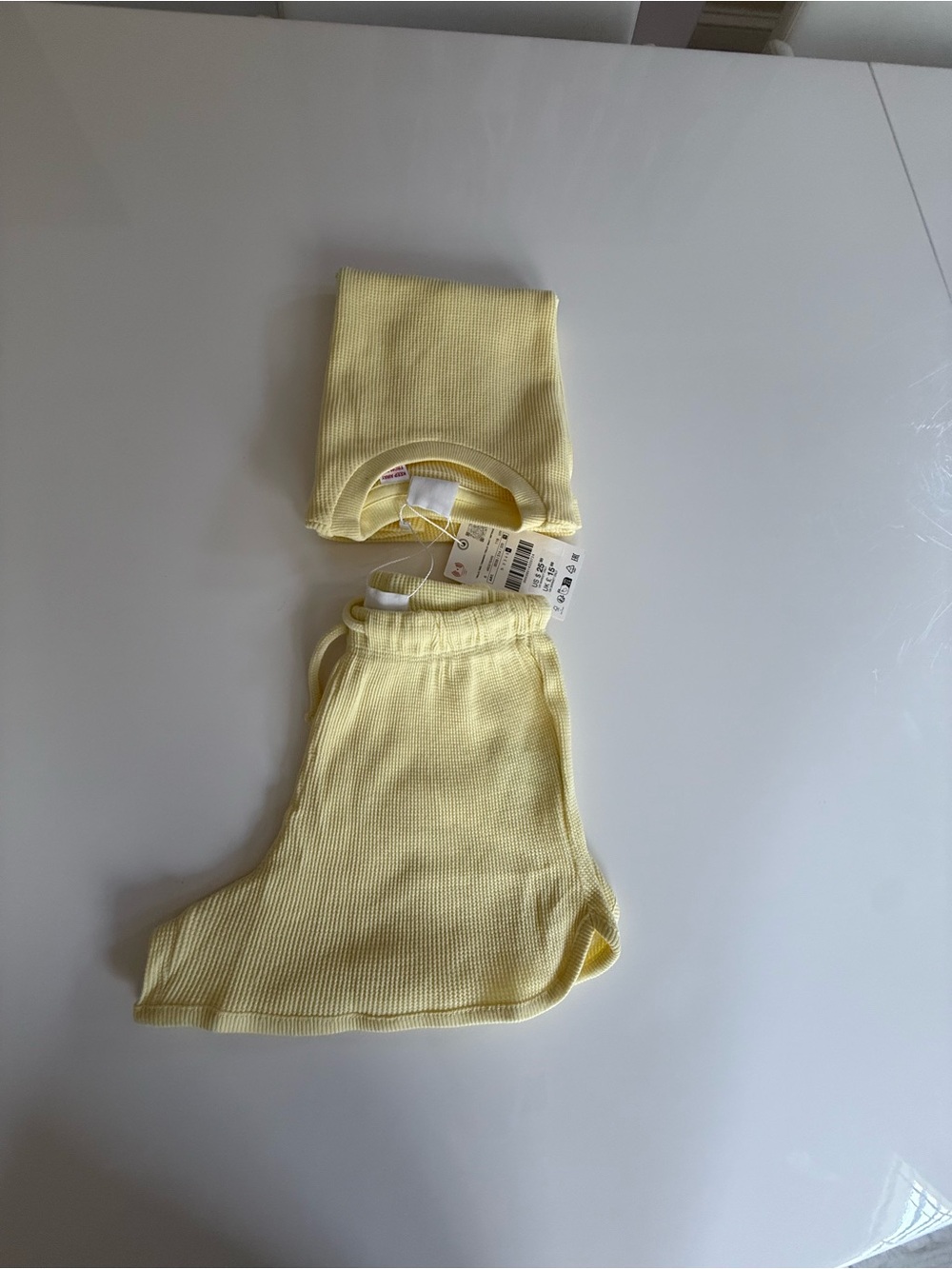 NWT Zara Kids Pastel Yellow Ribbed Tee & Shorts Set - Picture 6 of 6
